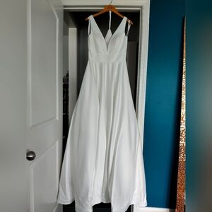 Brand New, In Bag Classic Wedding Dress